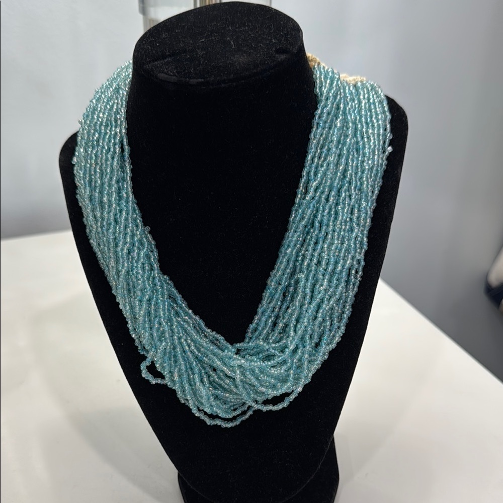 Elegant Blue Beaded Necklace